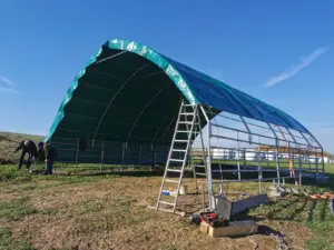 Mobilní přístřešek 10 × 8 m