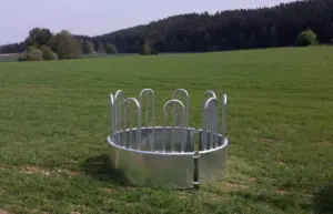 Kruhové příkrmiště pro zvířata